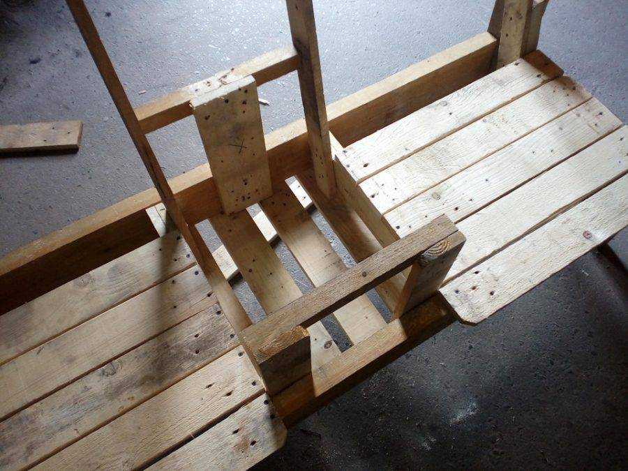 Инструкция по изготовлению скамейки из поддонов своими руками