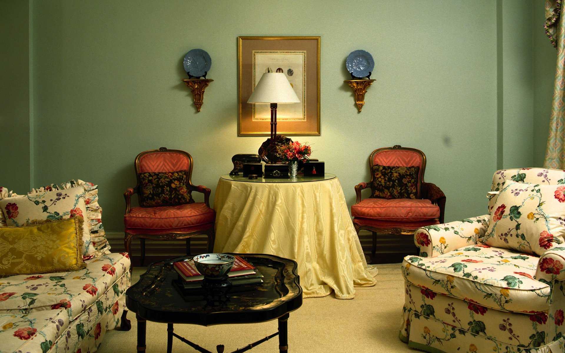 Ретро стиль в интерьере гостиной: как воспроизвести прошлое в своей квартире (37 фото)
