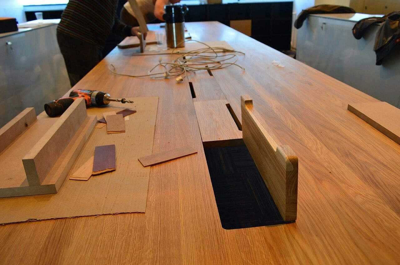 Как сделать столешницу из дерева для кухни своими руками: особенности обработки древесных материалов