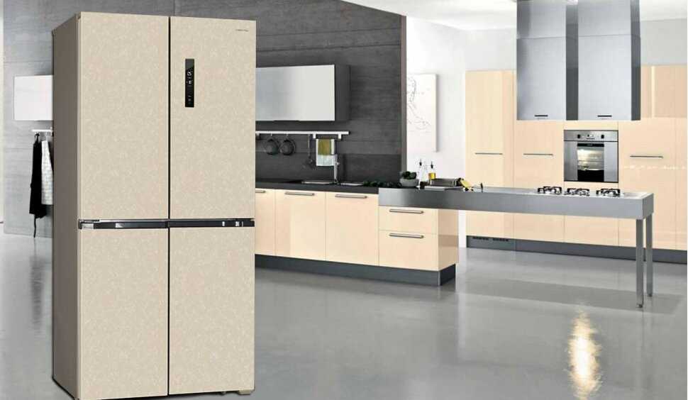Холодильник на кухне: топ-100 фото идеального размещения и сочетания цвета холодильника в интерьере кухни